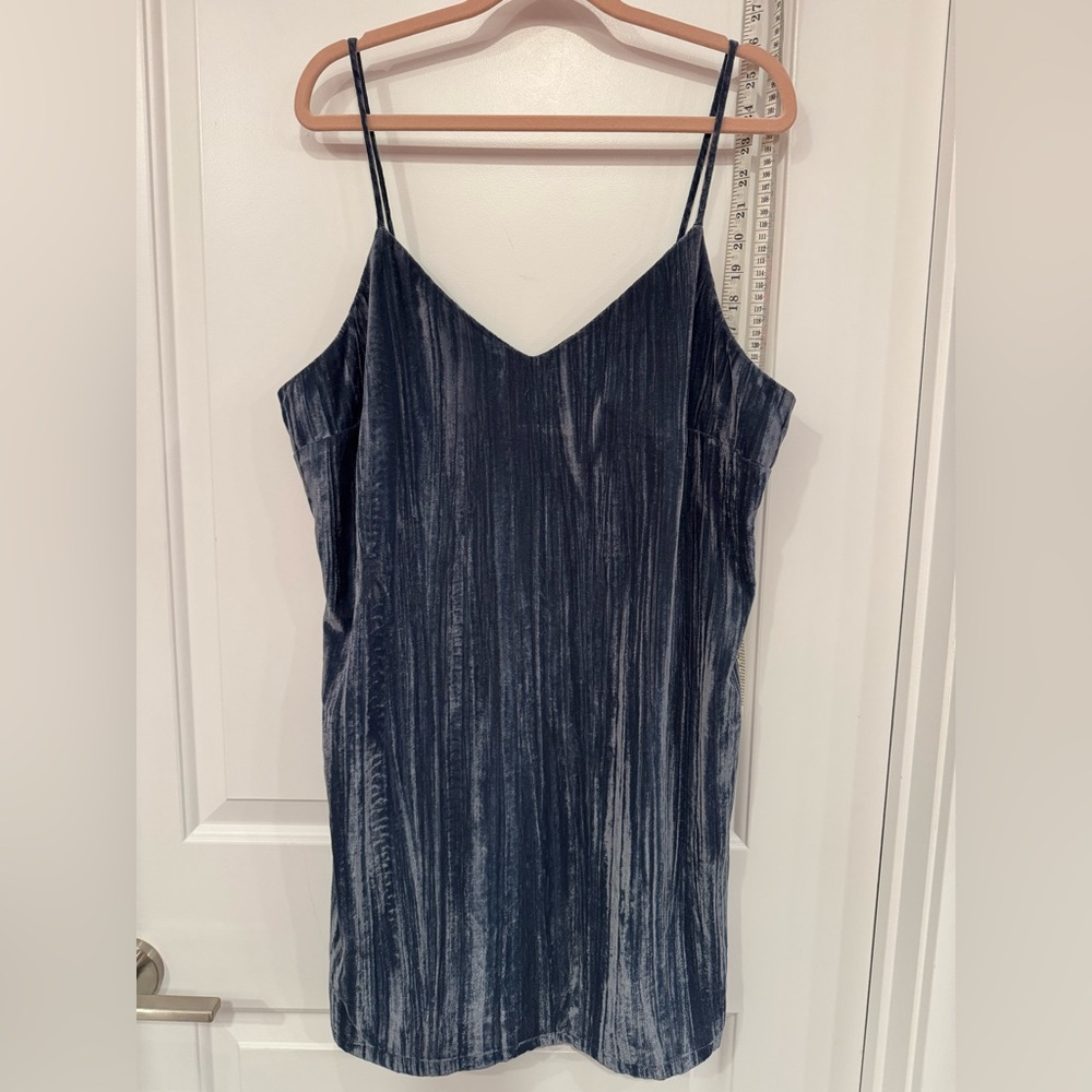 Elodie Blue crushed velvet dress.